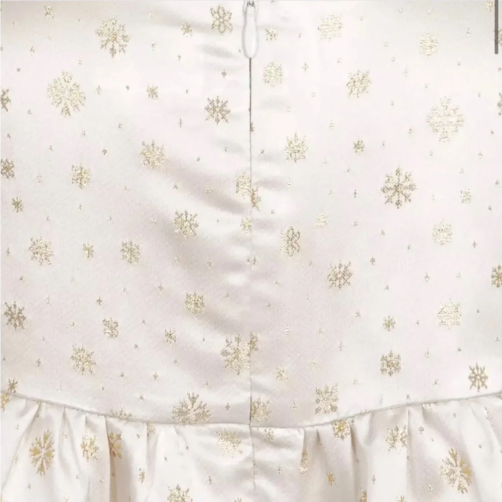 Disney Mickey Mouse Icon Gold Snowflake Dress size 10 - Picture 5 of 7